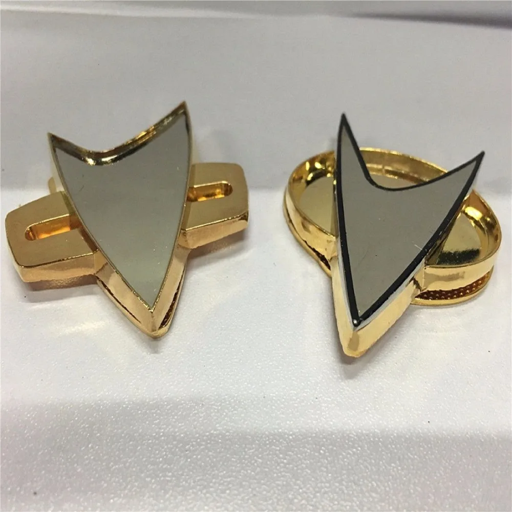 Cosplay starreks emblema tng próximo genenation emblema voyager comunicador crachá broche prop um conjunto completo de 2 emblemas