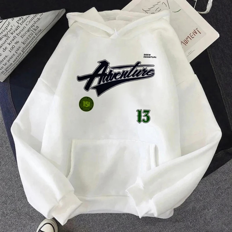 

Women's Loose Cotton Printed Short Sleeved Top with Personalized Letter "Adventure" Print Suitable for Spring and Summer