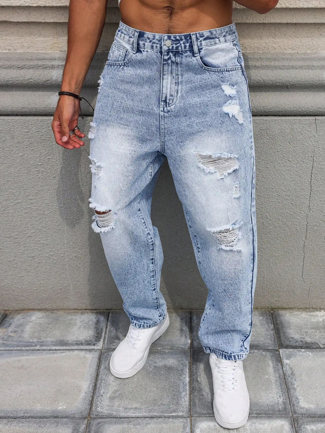 Men's Light Blue Washed Loose Wide-Leg Ripped Jeans, Retro Street-Style Vintage Denim Trousers for All Seasons