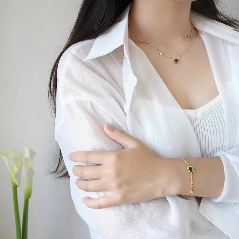 حار بيع الأزياء والمجوهرات 925 فضة أساور الأخضر أنيق العرقية نمط أساور الإناث