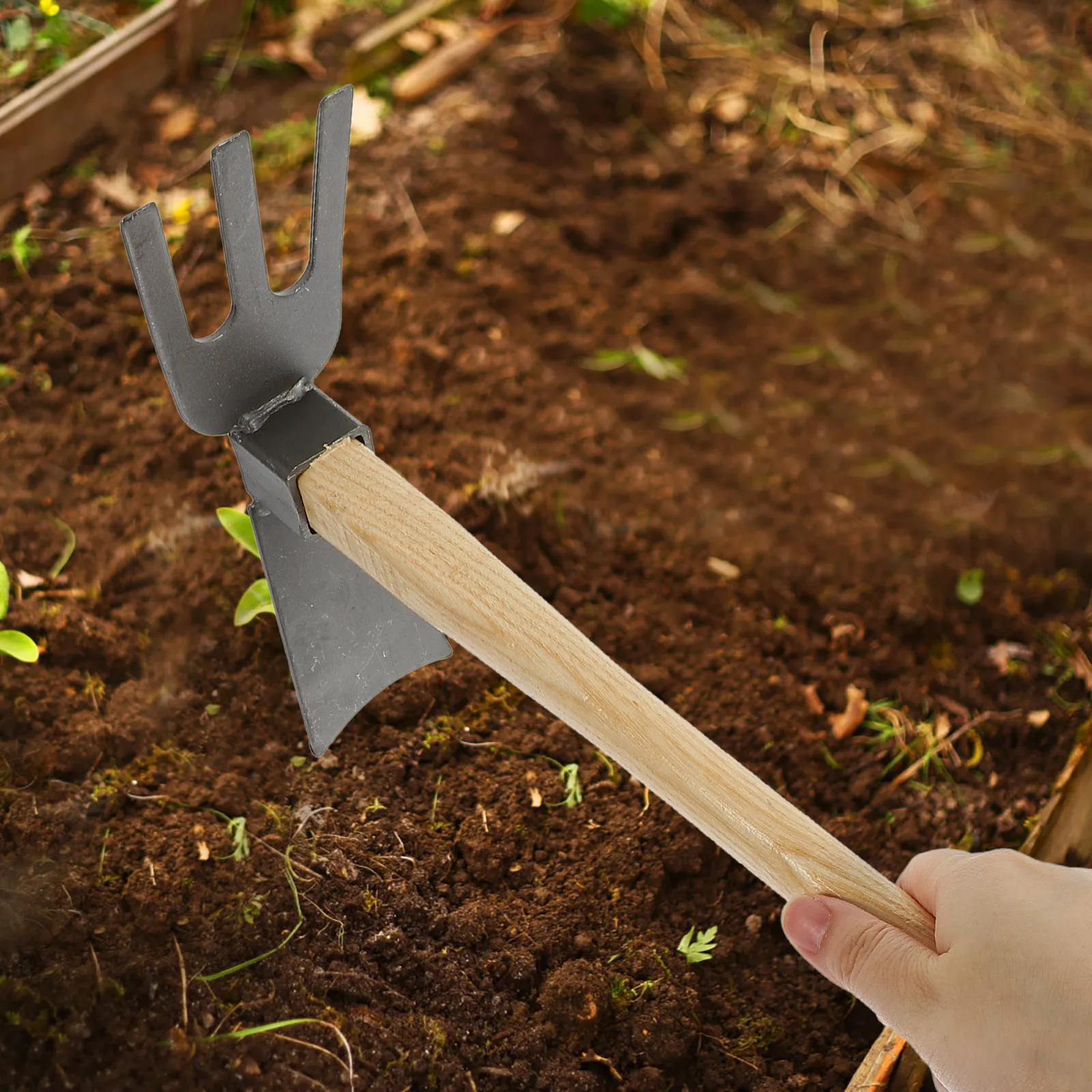 

2Pcs Steel Gardening Hoe Compact Handheld Sturdy Garden Hoe Tool for Digging Loosening Soil Bonsai Transplanting Outdoor