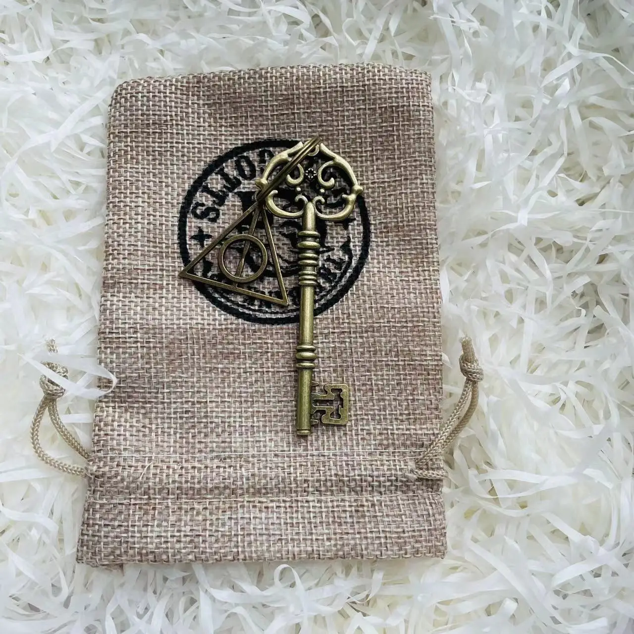 Magic Bank Key Deathly Hallow Pendant Combination Key Chain Sack 2pcs Set Halloween Props Christmas Carnival Birthday Gift