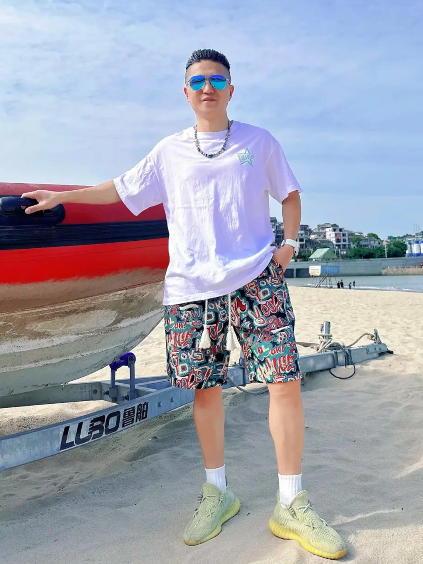 

Модные американские ретро-шорты с цветочным принтом, мужские летние тонкие брюки-бермуды в этническом стиле, молодежные, энергичные, укороченные