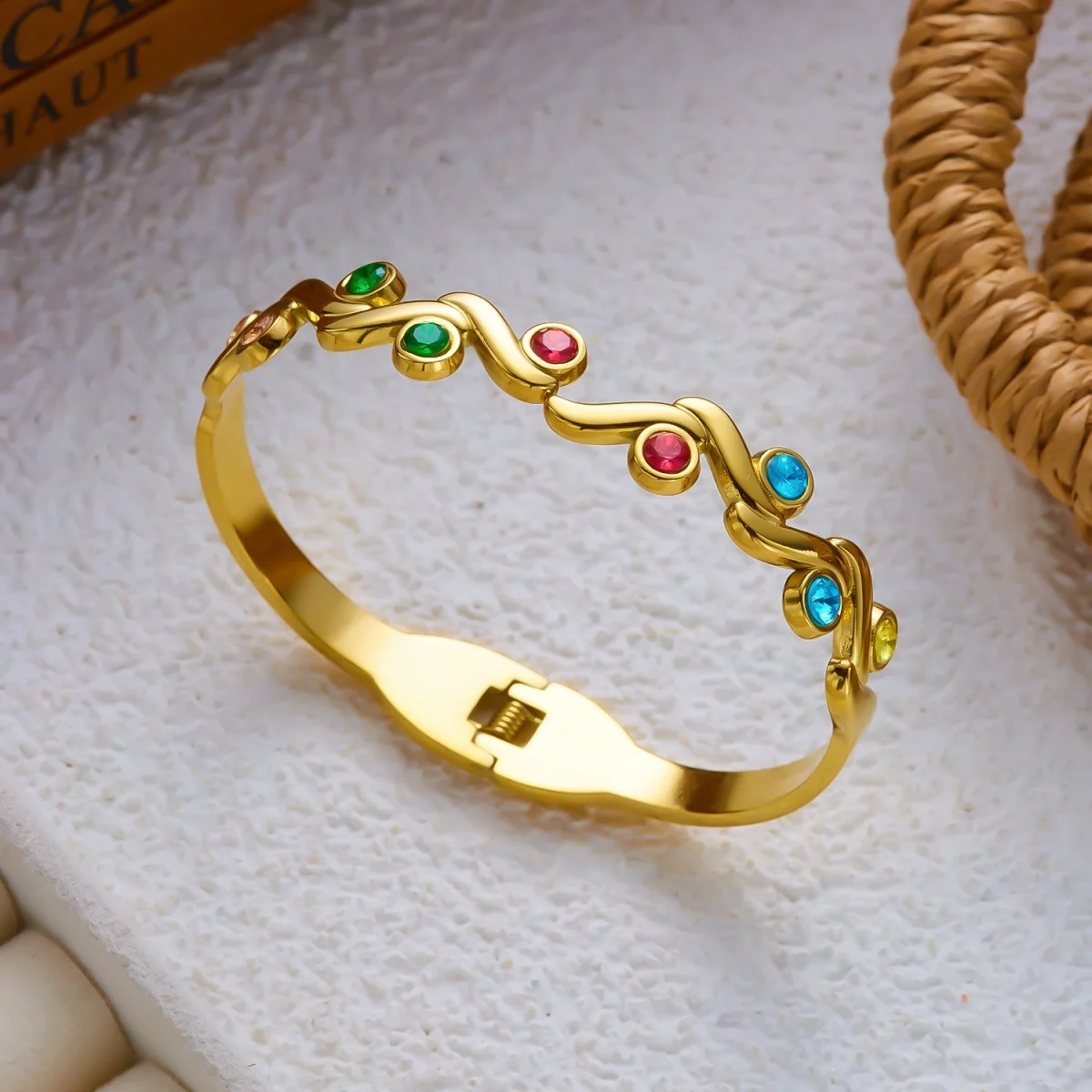 Vintage-Armreifen aus Edelstahl mit simulierten Perlen und Wellenmuster für Damen und Herren, bunter Zirkon-Stern, Liebesherz, gedrehter Armreif, Schmuck – Detail 30