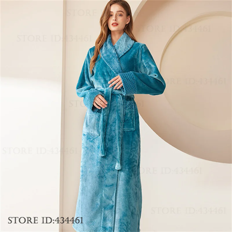 Women Peacock blue