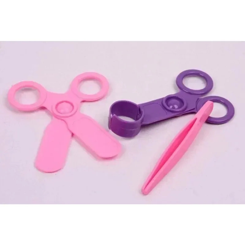14 ชิ้น/เซ็ตเด็กเด็กจําลองหมอเล่นชุดเล่นของเล่นพยาบาลยาพลาสติก Toolkit กล่องแกล้งทําเป็นเล่นเกมของขวัญ