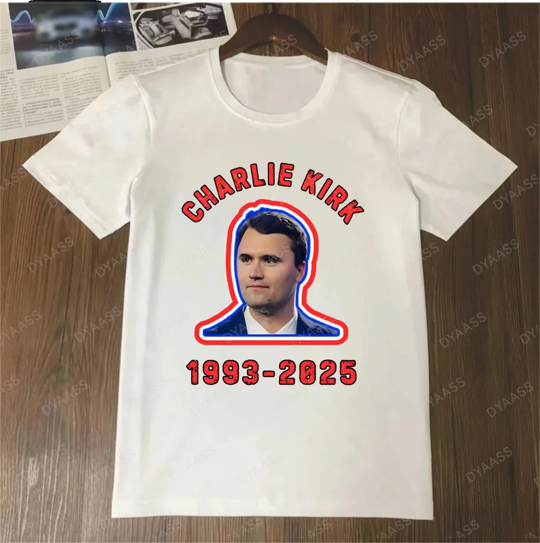 伝説のチャーリー・カーク Tシャツ 半袖 ピュアコットン ストリートスタイル 人権をテーマにしたトップ ラウンドネック ユニセックス オーバーサイズサイズ