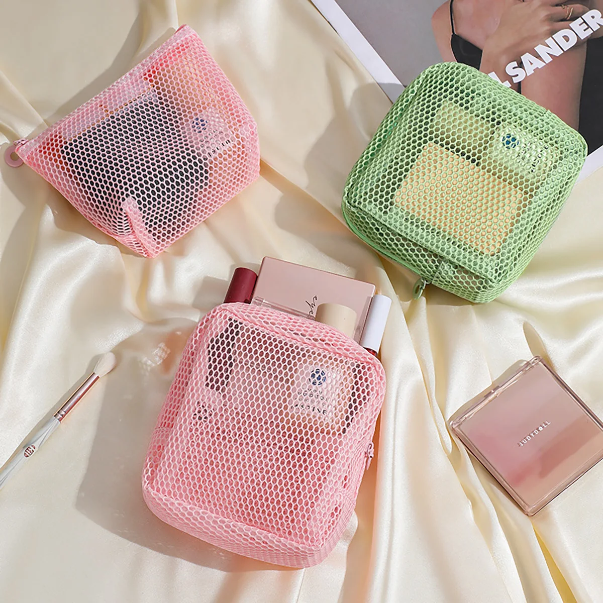 Mesh Tofu Bag Multi-Purpose Ultra-Light Mesh Storage Pouch Large Capacity Korean Style Colorful Mini Dopamine Bag Large Capacity Portable Mesh Small Makeup Bag Lipstick Storage Bag