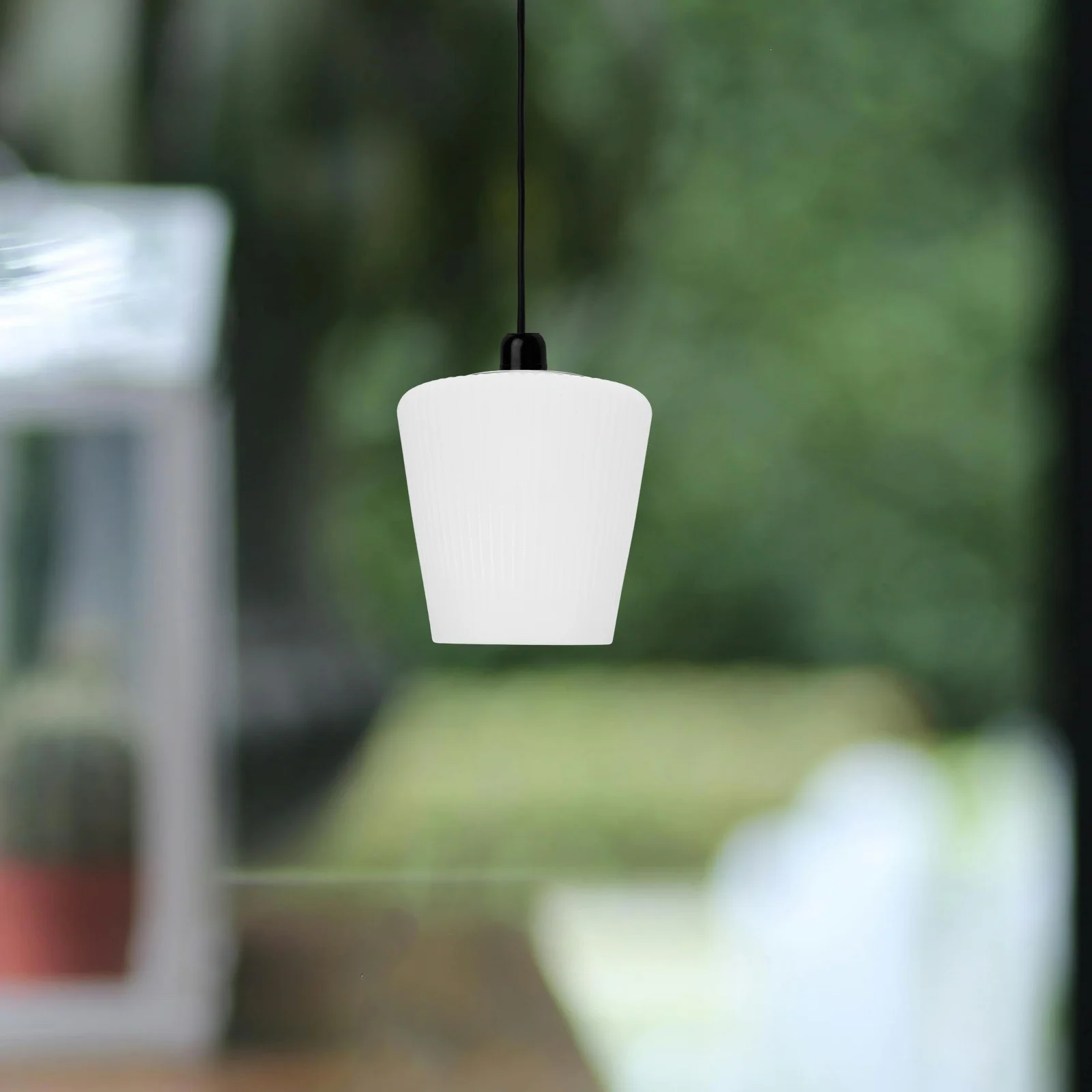 

Chandelier Lamp Cover Lampshade Assembly Guard Shades Replacement Decorative Bulb