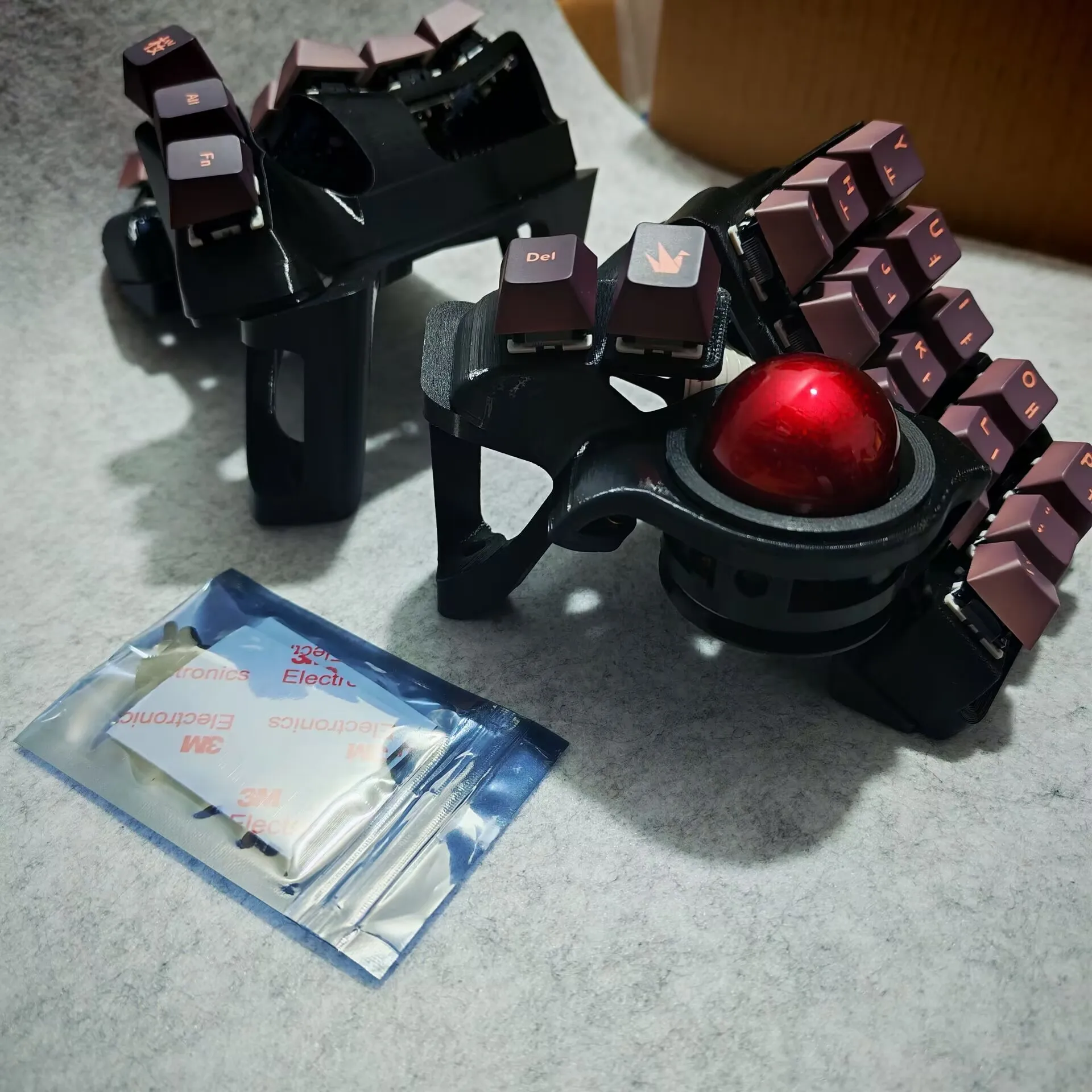 Hot SalesCharybdis Nano Trackball Keyboard Bracket Hotswap Bluetooth Wireless/wired Charybdis MK2/Mini Split Keyboard Ergonomics