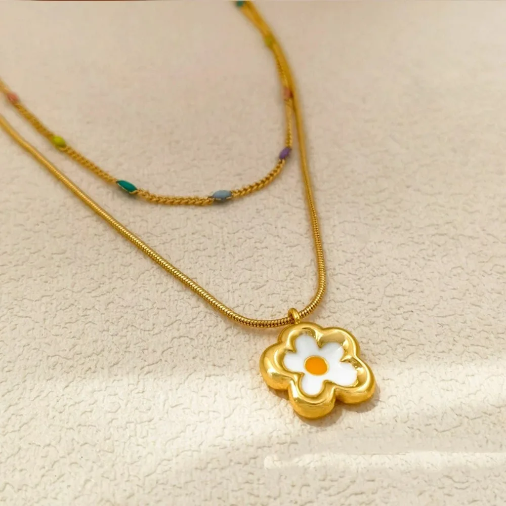 

Fashion Cute Korean Temperament Ins Style Double Layer Flower Necklace Women's Fashion High-end Egg Flower Clavicle Chain