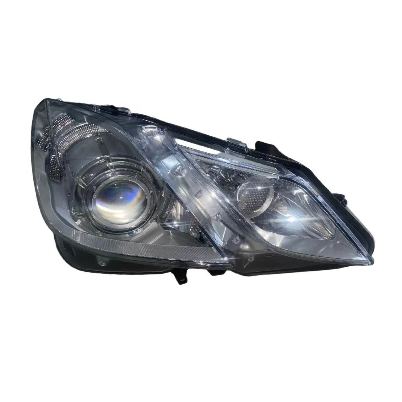

Hot sale W207 A207 C207Xenon Headlightshigh-quality For E-Class Car Front BumperLightingSystemSuitable for2008-2011