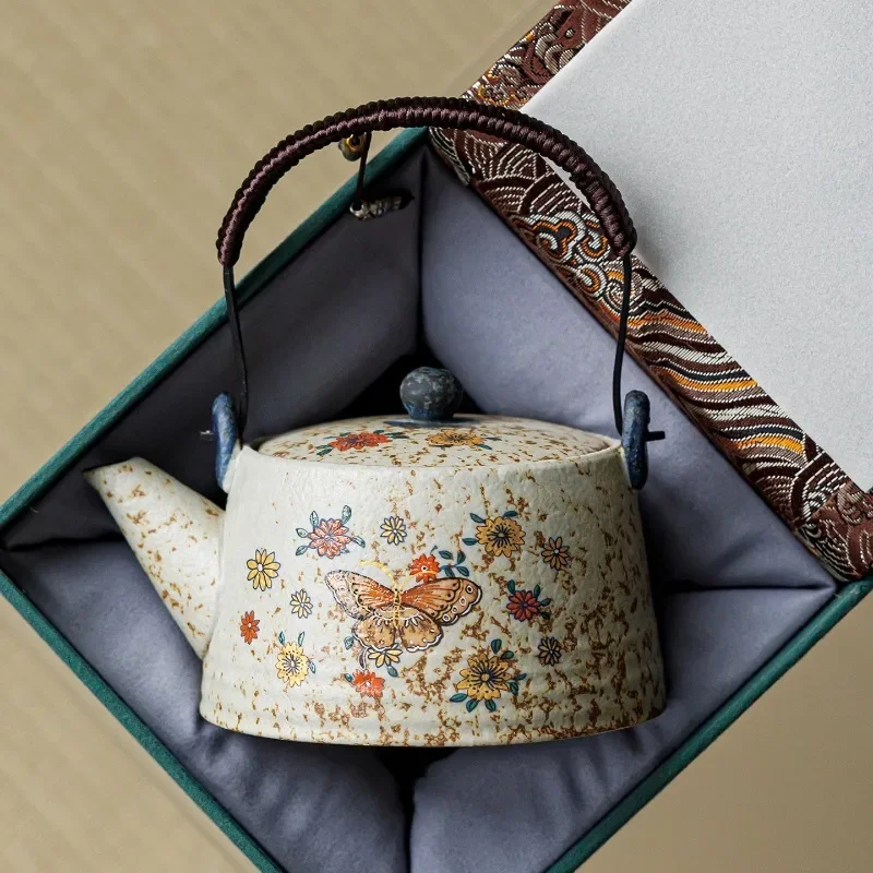 Blue and White Flint and Red Raised Beam Teapot New Chinese Kung Fu Tea Set Retro Single Pot Creative Tea Pot and Souvenir