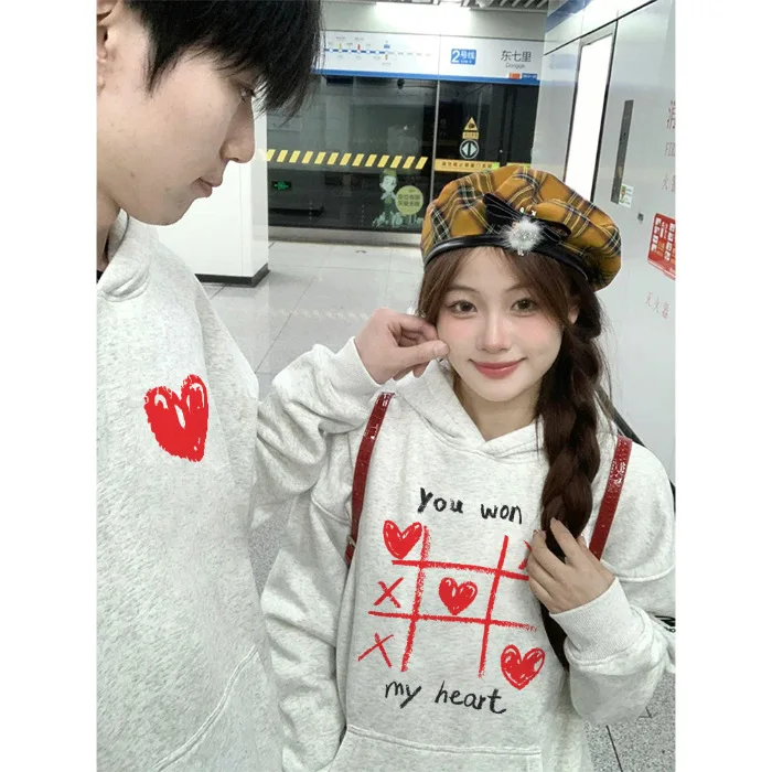 سترة بقلنسوة على شكل قلب من العلامة التجارية Lianxin للزوجين الجديدة لعام 2025 للرجال والنساء ملابس الخريف والشتاء