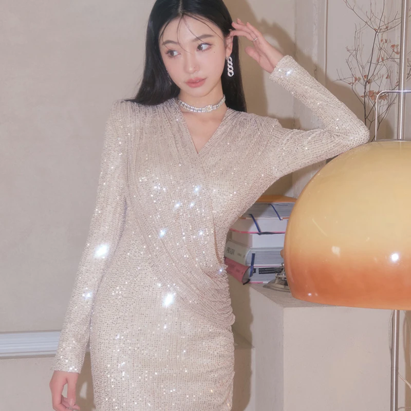 

Spring Women's Sequin Dress Ladies V-Neck Dress Slim Dress Host Dinner Dress Women's Light Luxury