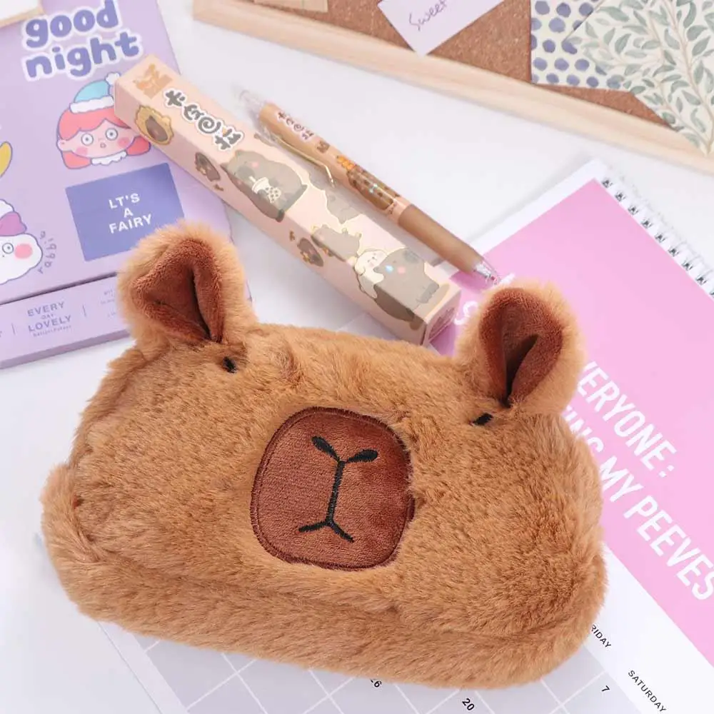 Tas pena mewah Capybara boneka mewah boneka lembut Capybara pena Capibala lucu Capibara kantong pensil alat tulis mewah