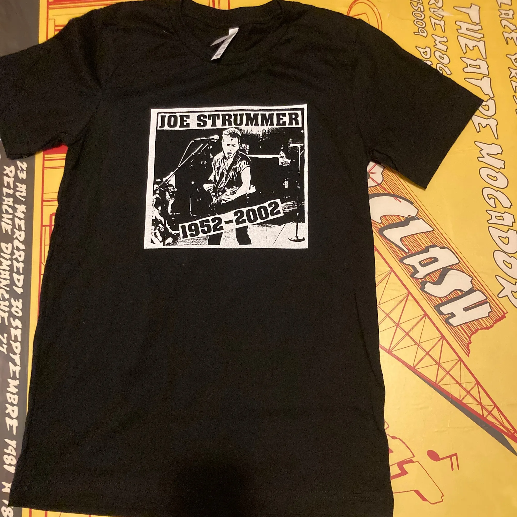 

Черная футболка Joe Strummer 19522002