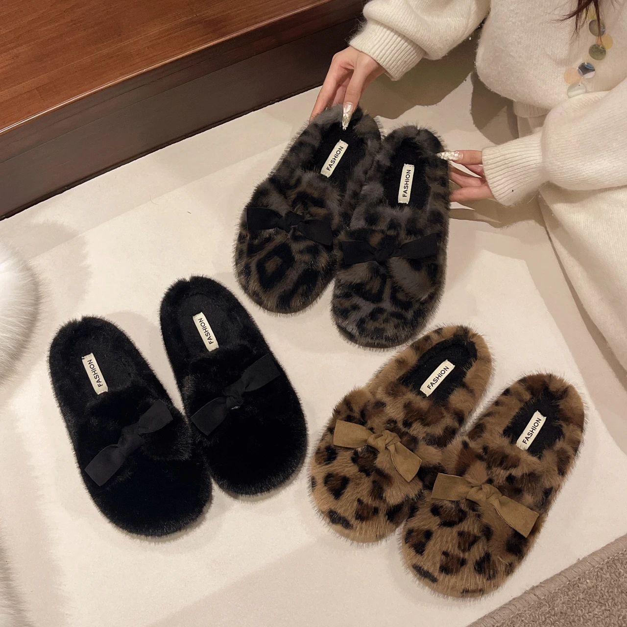 Soft Footbed Teddy Fur Mule Clogs for Woman Winter Warm Plush Slide Sandals Ladies Brand Design Fluffy Birken Shoes