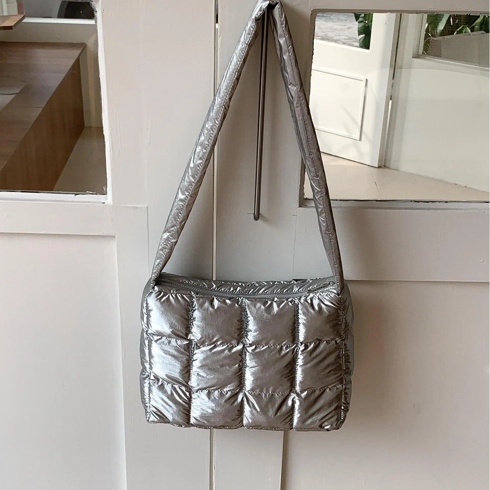 

Casual Plaid Quilted Shoulder Bag Winter Cotton Padded Crossbody Bags for Women Nylon Down Space Women Bag NEW Shopper Purses