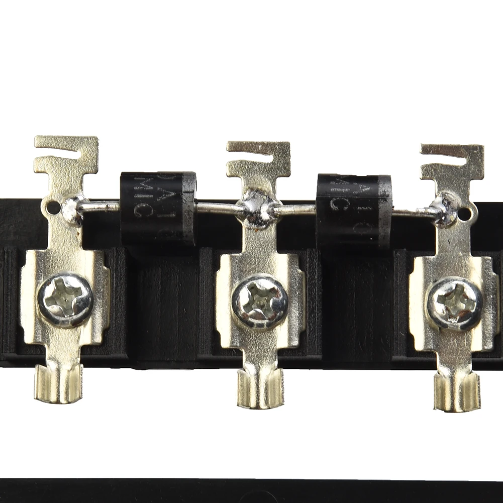 Black DC 1000V IP65 6.5A Junction Box Electrical Testing TOOL Junction Box Panel 2 Diodes For Cable Connector Kit