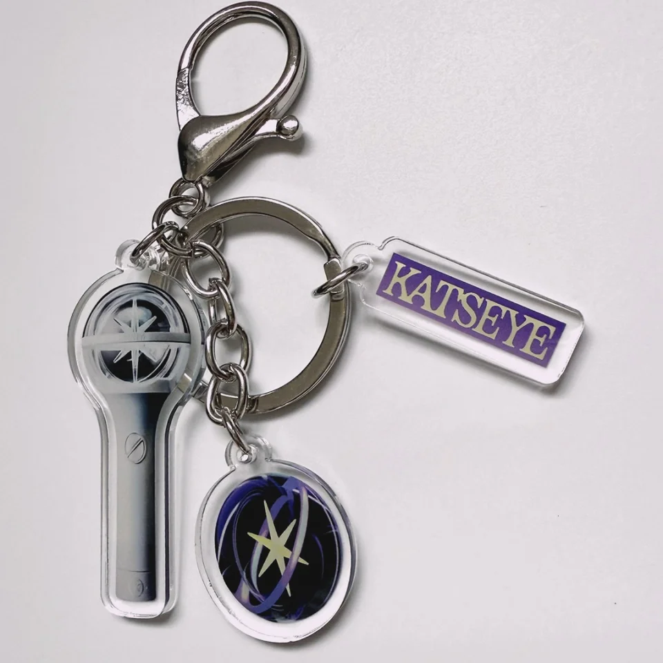 KATSEYE 3名限定キーホルダー KATSEYE 3名限定キーホルダー KPOP KATSEYE Three-Piece Keychain