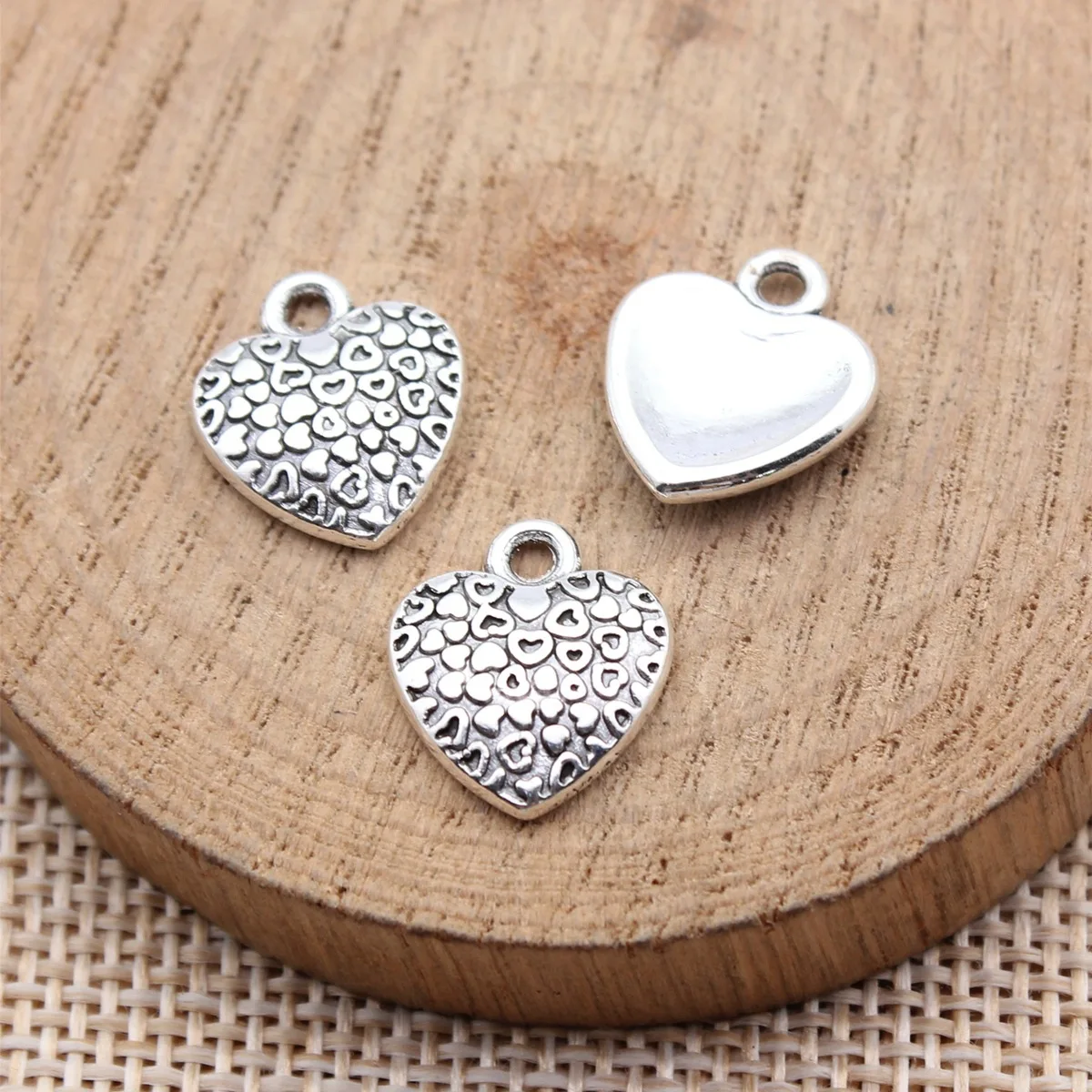 40pcs 15x13mm(0.59x0.51inch) Antique Silver Color Single-Sided Heart Charms Pendants DIY Jewelry Making Accessories