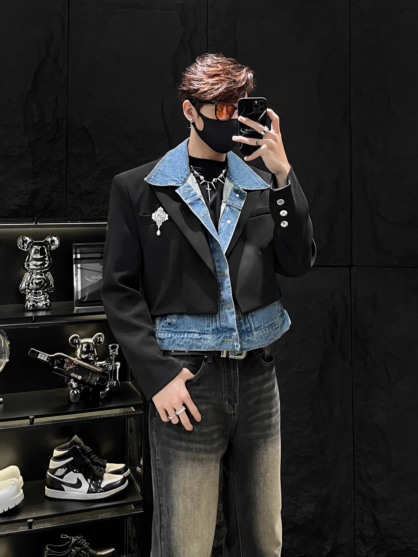 

Джинсовая лоскутная накладка на плечо Мужская модная верхняя одежда Модное молодежное повседневное пальто на пуговицах Jaet