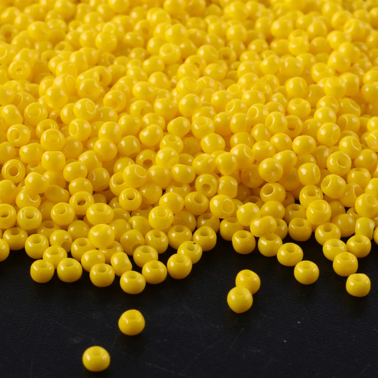 Domestic CJ 11/0 top seed bead solid color baking paint series 10g/tube suitable for all kinds of DIY handmade - Image 2