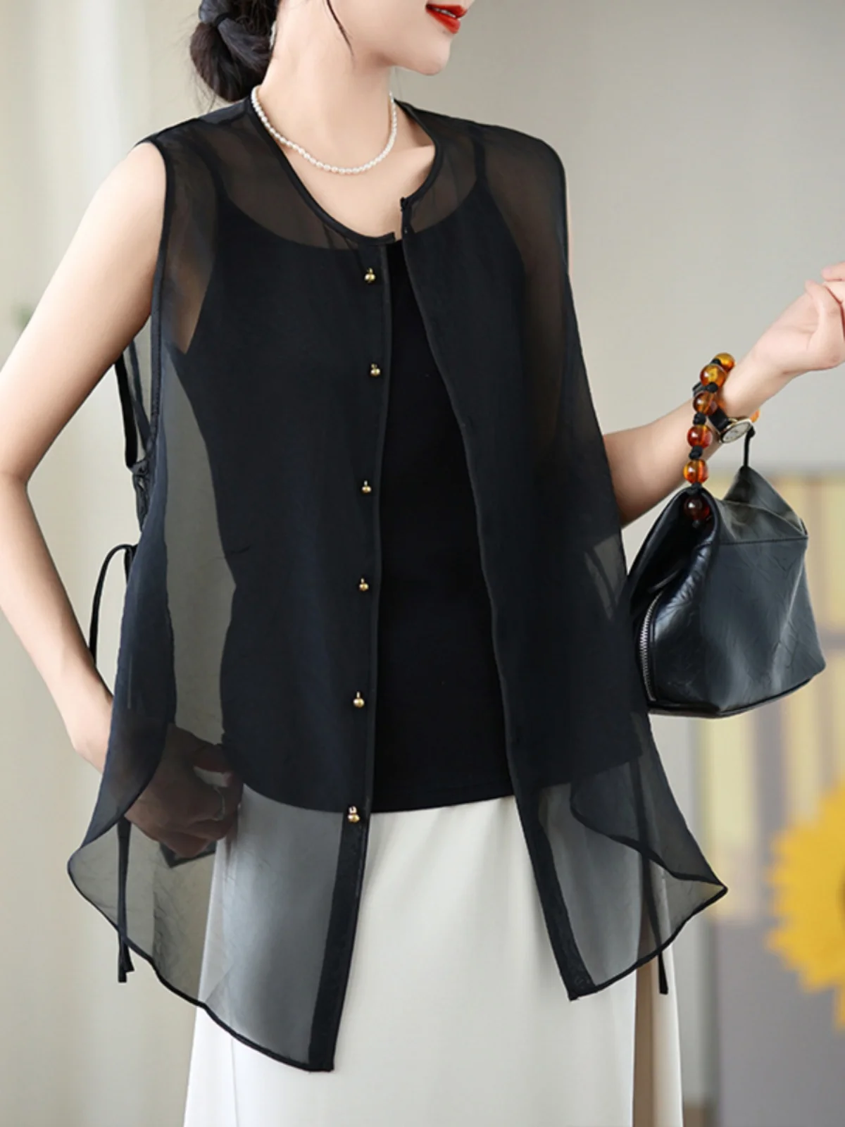 เสื้อกั๊กไหมสีสันสดใสสไตล์จีนแบบใหม่ น้ำหนักเบา ไซส์ใหญ่ แฟชั่นสำหรับผู้หญิง ป้องกันแสงแดด ความยาวปานกลาง แบบเปิด...