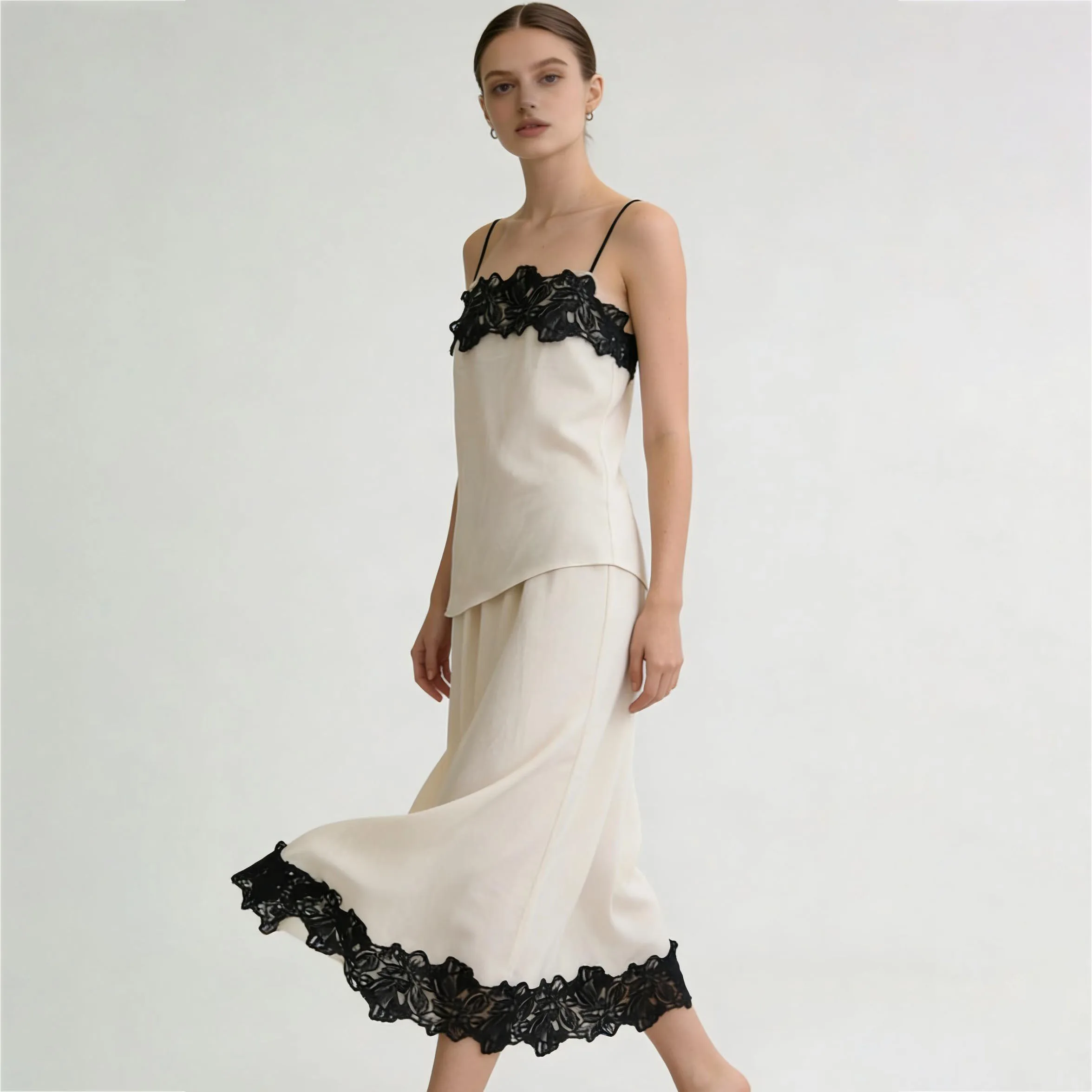 

LIMO Women's Two-Piece Cami Set - Lace Trim Neckline and Skirt Hem, Asymmetrical Top Hem Design, Elegant for Casual Wear