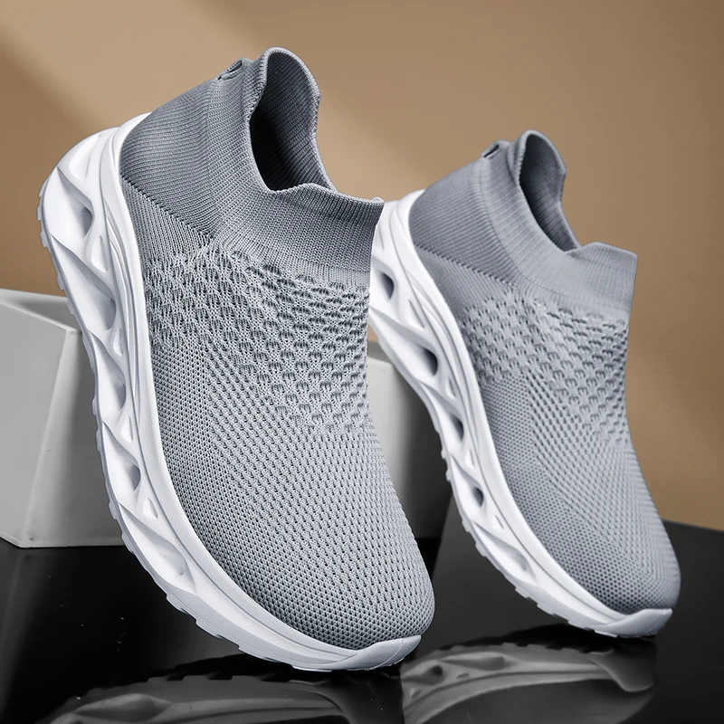 

Unisex Sports Shoes Summer 2025 Breathe Rebounding Soft Soled Running Shoes Light Anti Twist Support Outdoor jogging Shoes