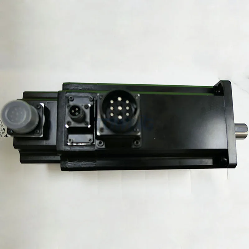 

Q1AA12300DBS00 100% новый и оригинальный шаговый двигатель SANYO (Япония)