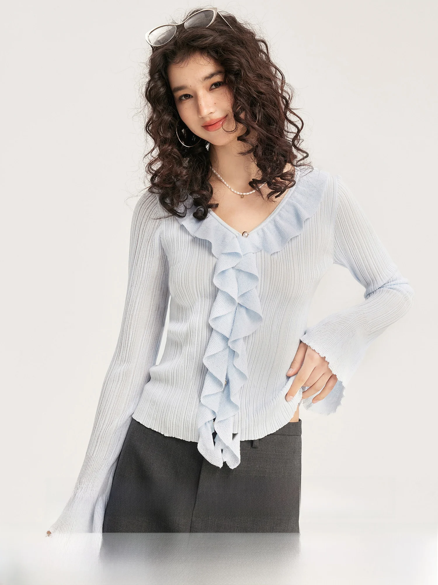 

Ein Knitted Pumpkin Valley Vertical Pit Stripe Texture Fabric Lace Knitwear Bell Sve Opening Top Women's Faion