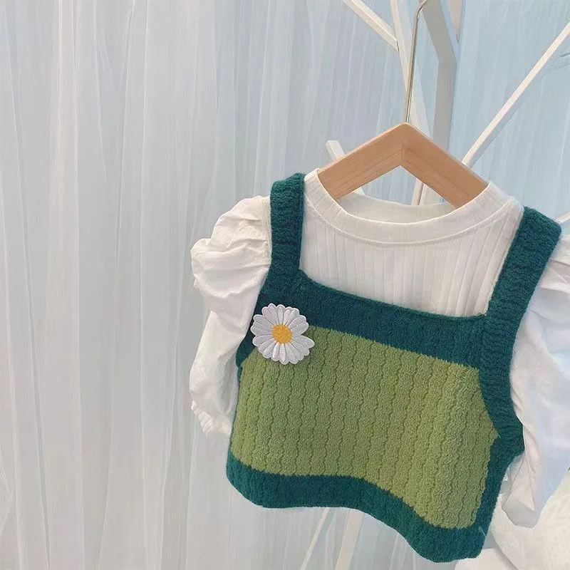 

Girls Vests 2024 Korean Children Girls Small Daisy Knitted Waistcoat Suspenders Spring and Autumn Baby Foreign Style Sweater