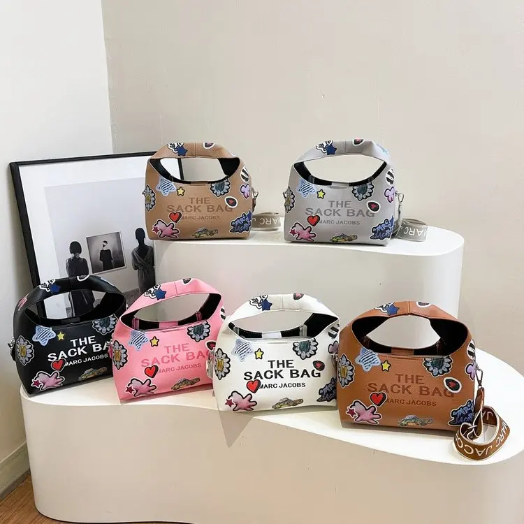 

Stylish Cartoon Bucket Bag - 3-Line Letter, Basket Design, Women's, Versatile, Shoulder/Crossbody