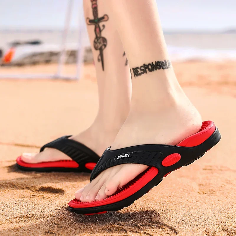 Summer Breathable Outdoor Beach Shoes Sandals Massage Slippers Men Flip Flops Men\'s Shoes Size 40-45 Leisure slippers