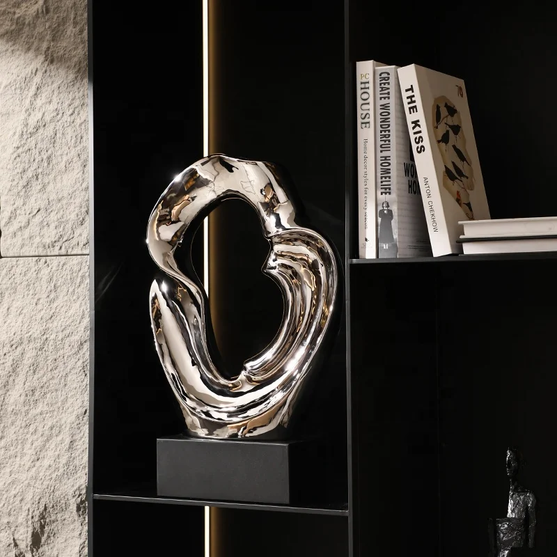 Luxury Home Decor Resin Ornament Interior Tabletop Living Room Cabinet Decoration Items Silver Resin Crafts Sculpture