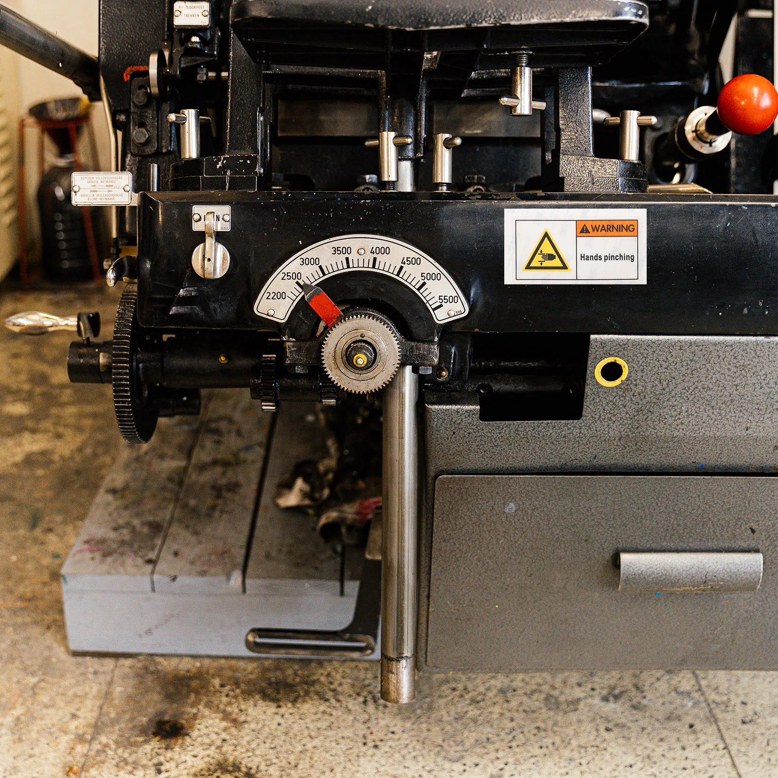 4pcs Safety Sign Warning Sticker Pinching Caution Traffic Security Marker Paper Material Strong Adhesion Factory