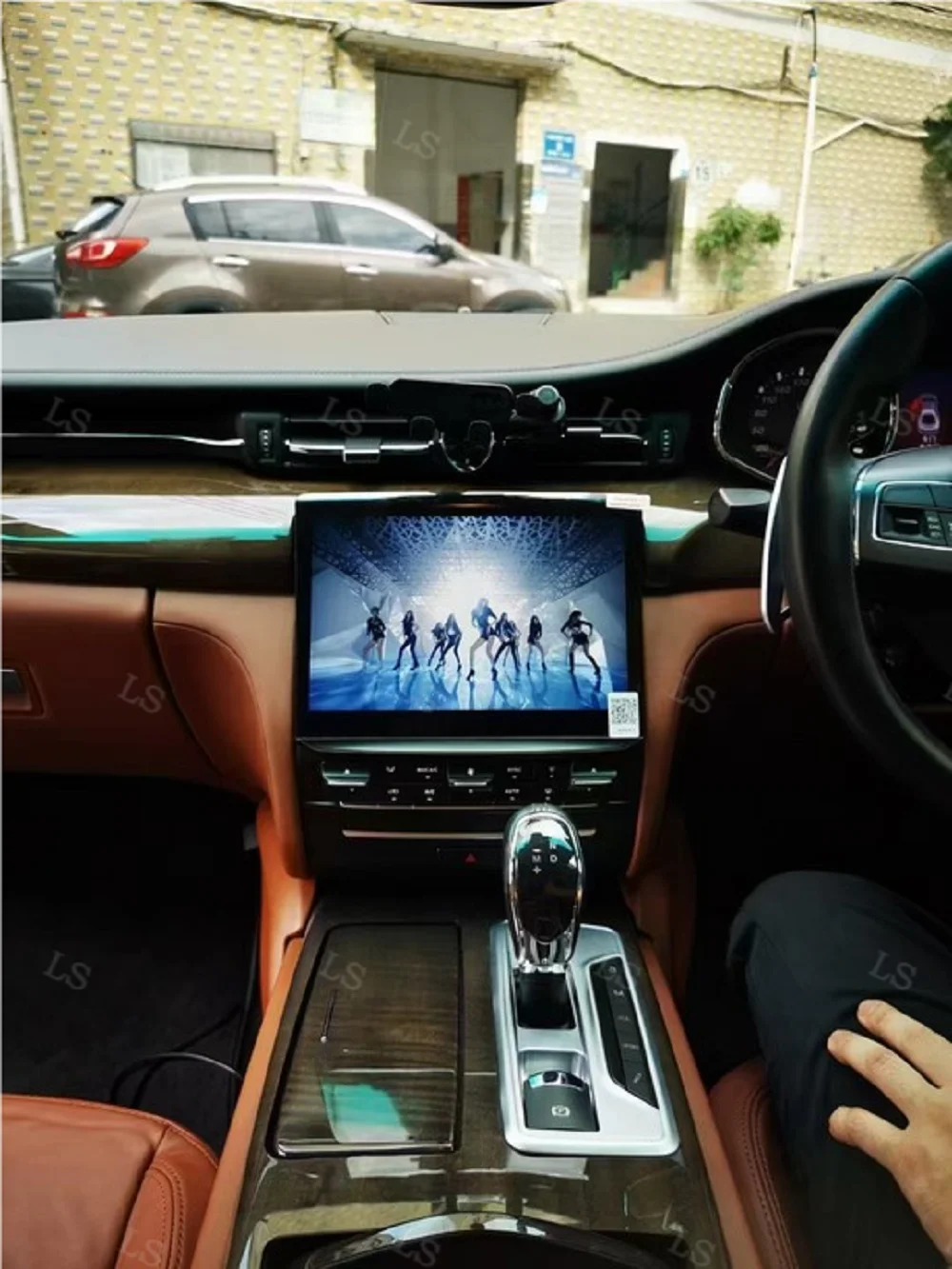 Qualcomm 10.26inch Android  8Core Car Radio Multimedia Player For Maserati Quattroporte 2013-2020 Car Radio with BT GPS