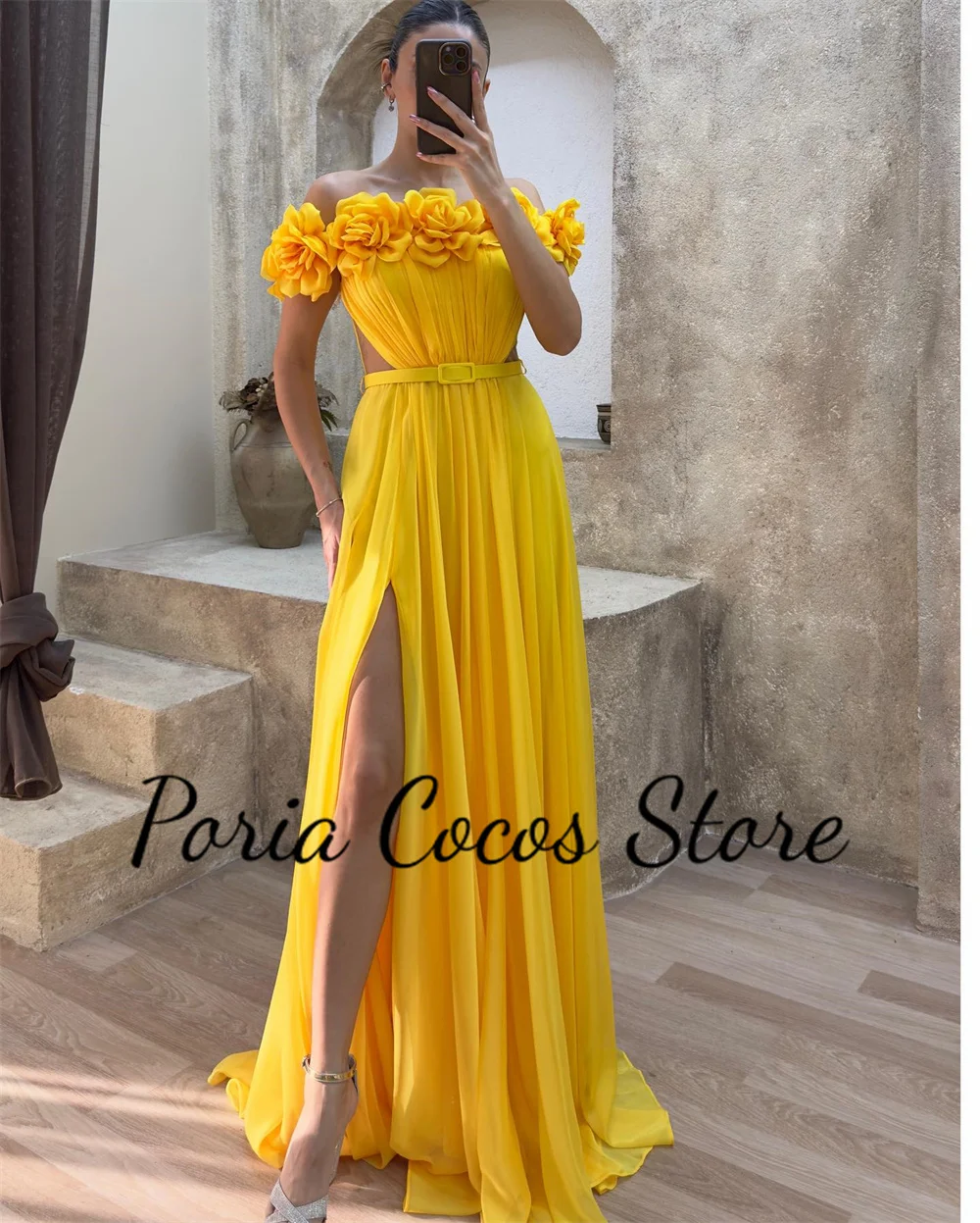 Customized Solid Color Strapless Prom Gown Boat Neck With Belt Pleated A-line Evening Dress Hollow Flower Formal Party Dresses