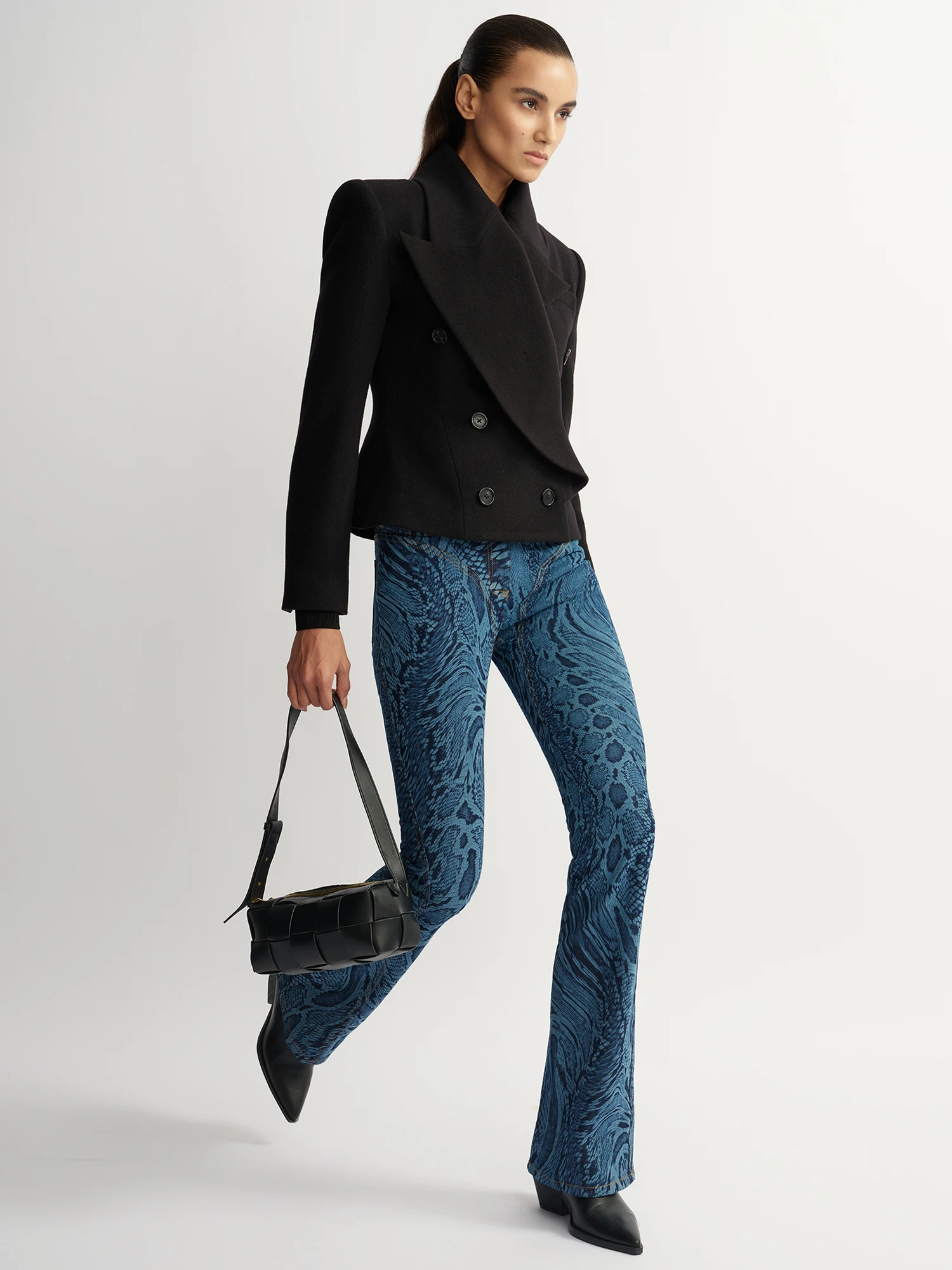 

Женское шерстяное пальто Zia Zhang из альпаки с открытыми плечами, модное повседневное, на пуговицах, с декоративными карманами, толстое зимнее пальто