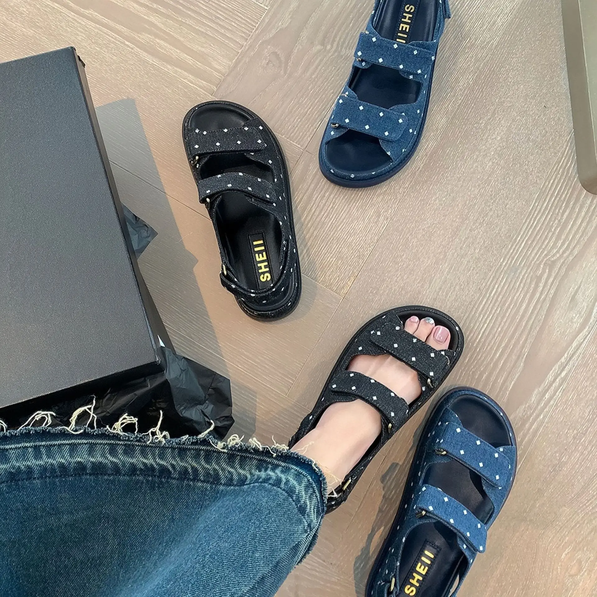 

2024 New Women Stylist Style Denim Shoes Casual Thick-soled Sports Girl Sandal Summer Entry Lux High Quality