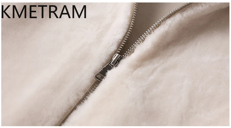 100% Merino Sheepskin Wool Double Faced Fur Jacket Women Casual Real Fur Coat with Hood Winter Woman Clothing 2025 Furry Jackets