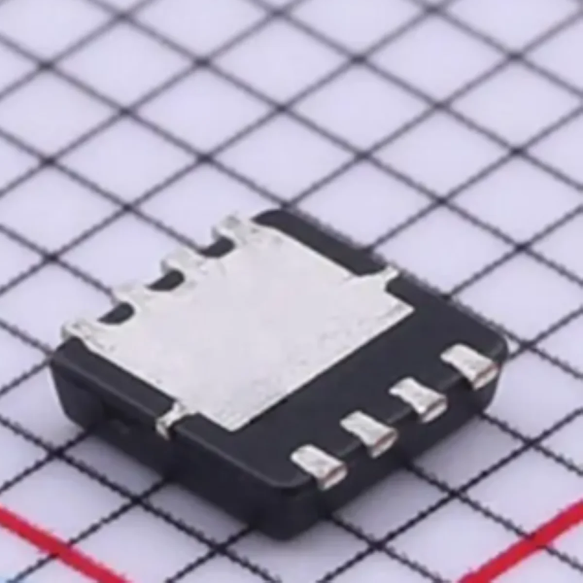 AON7524 Marking 7524 DFN-8(3x3) NEW Original Field Effect Tubes MOSFETs 3.1W 32W 30V 25A 28A 1 N-channel 3.3mΩ@10V,20A MOSFETs