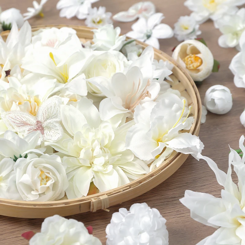 10/20/30 Stück Mini Weiße Künstliche Blumenköpfe, Simulierte Pfingstrosen, Gänseblümchen, Rosen für Bastelarbeiten, Kränze, Hochzeiten, Partys, DIY, Heimdekoration – Detail 5