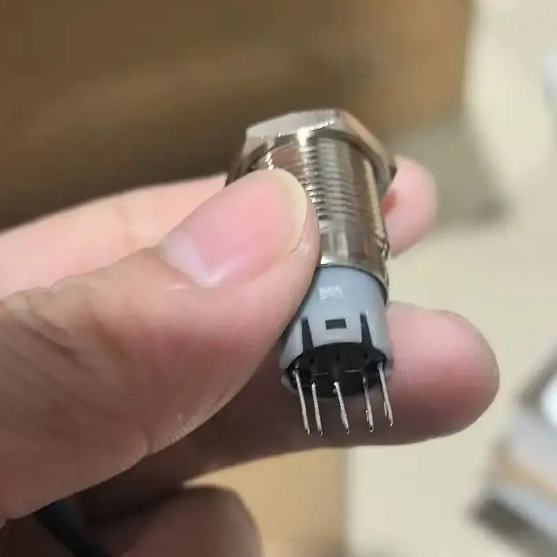 250 Pieces 16mm Reset Push Button Switch  6V Green Ring Led Car Metal 1NO1NC SPDT ON/Off Switch with 55 cm length Wires