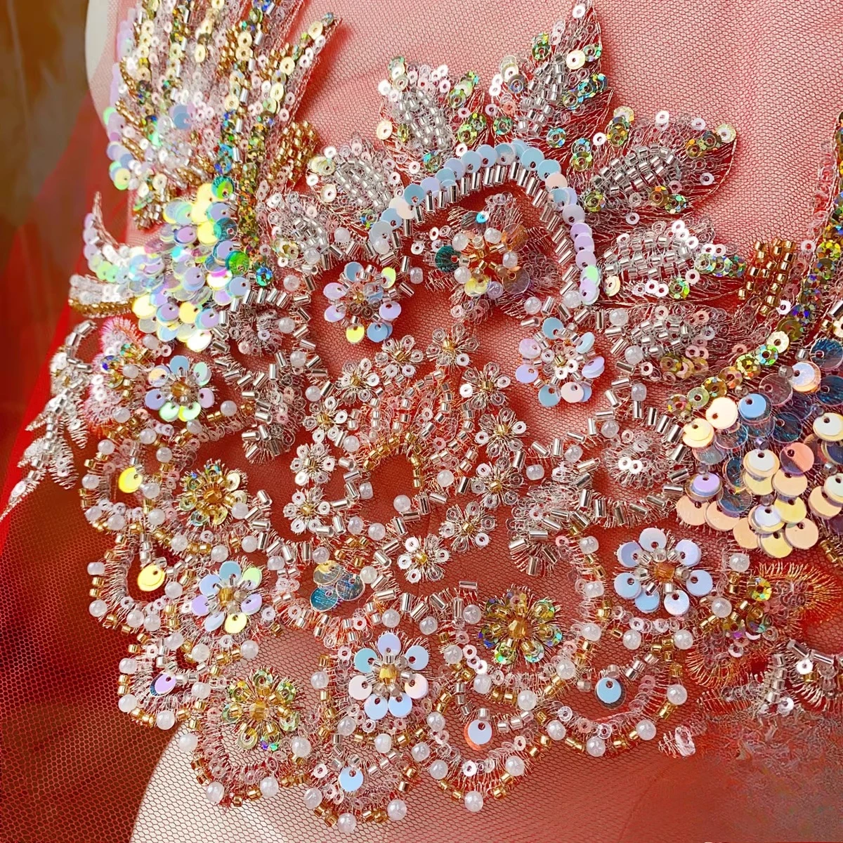 เครื่องประดับตกแต่งพื้นหลัง เข็มขัดฮันฟู ชุดแสดง ผ้าลูกไม้ปักลายเลื่อมเกล็ดปลาสีทองแชมเปญ