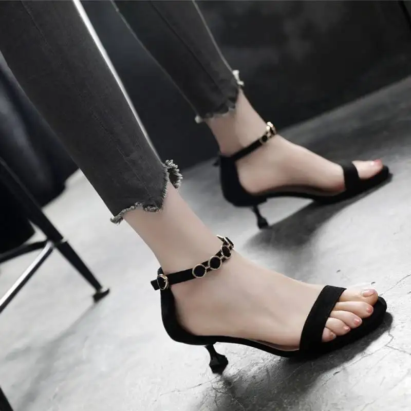 Summer Low-Heel 2023 Fashion All-Match High-Heeled Shoes Stiletto New Sandals Women\'s Outdoor Casual Low-Heeled Size 35-40