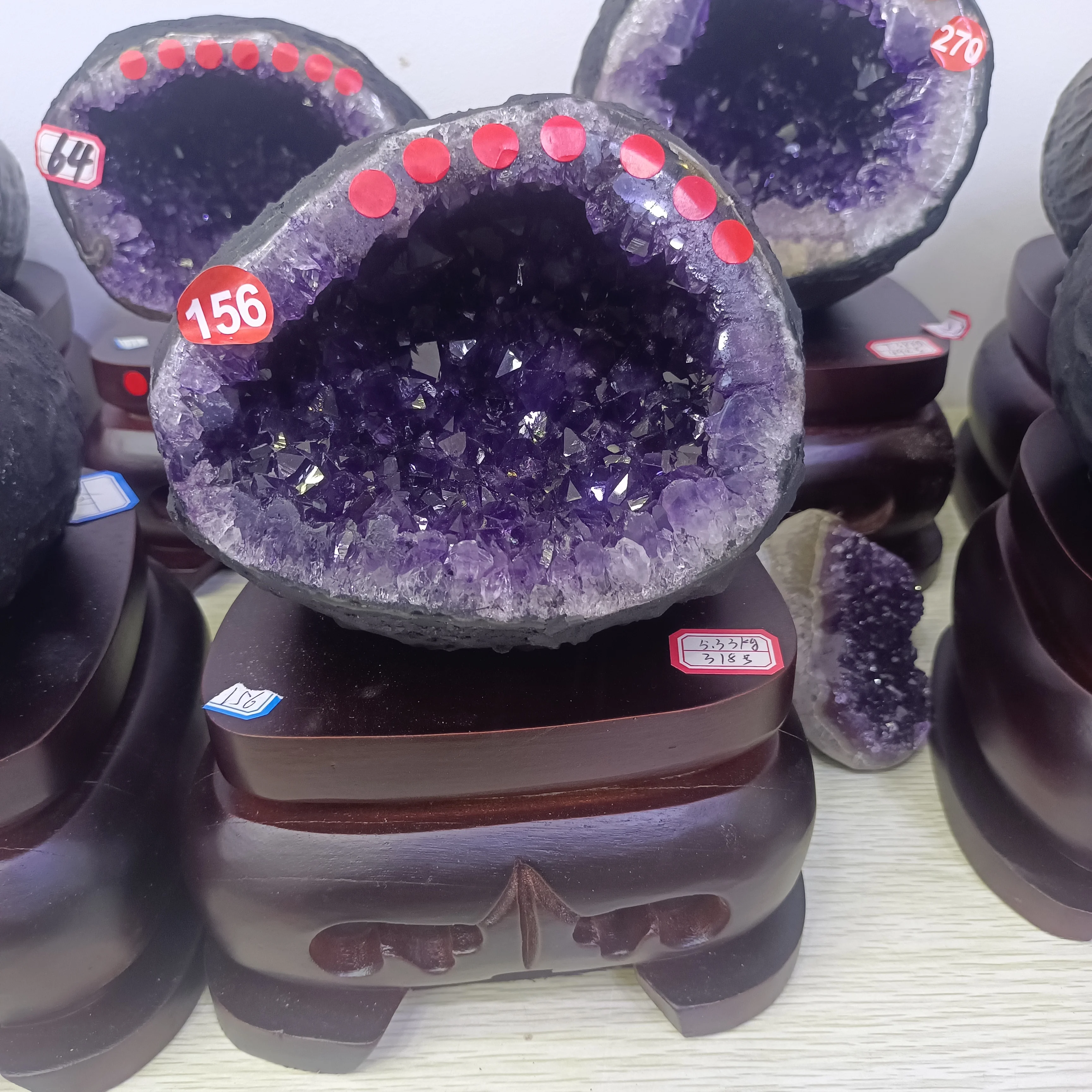 Natural Amethyst Cluster Money Sources Quartz Geode Ore Healing Wealth Mineral Specimens ， Not Include Pedestal