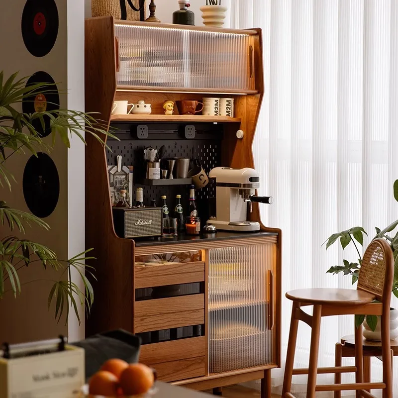 Beistellschrank aus massivem Kirschholz